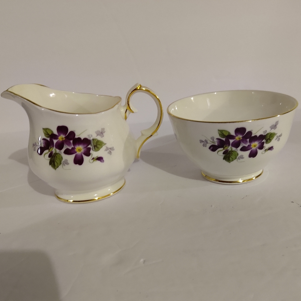 Duchess, Royal Albert, Violets. Creamer and Sugar. Rare
